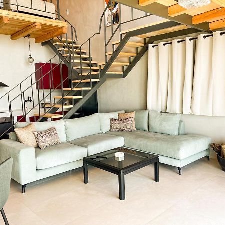 Modern Stone Villas With Swimming Pool Aliveri Bagian luar foto